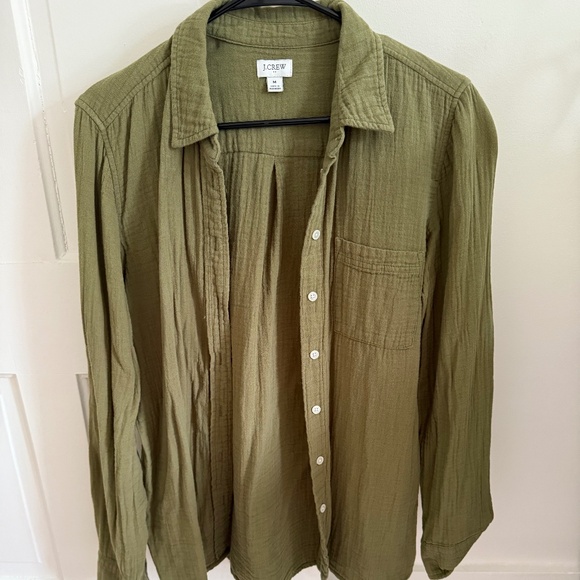 Women’s J. Crew Button-Down Shirt - Picture 1 of 2